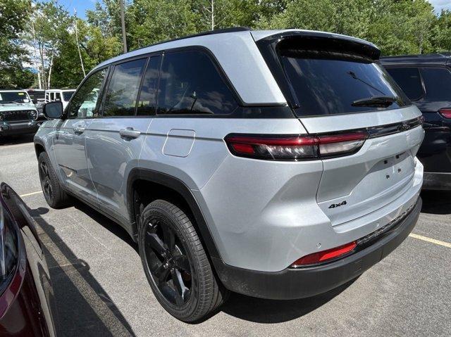 new 2024 Jeep Grand Cherokee car, priced at $52,533