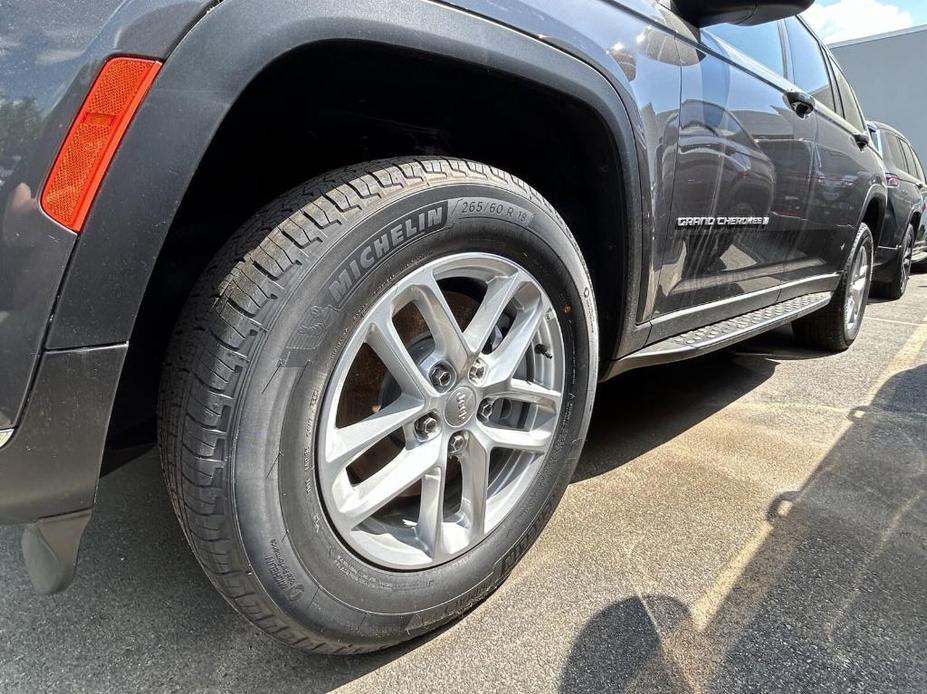 new 2024 Jeep Grand Cherokee L car, priced at $45,589