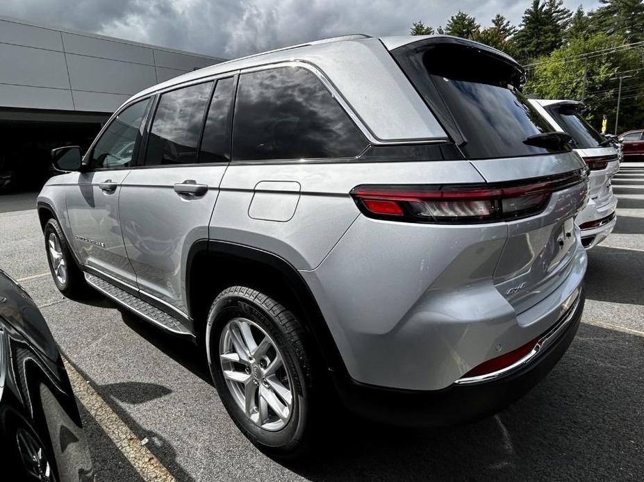 new 2024 Jeep Grand Cherokee car, priced at $40,629