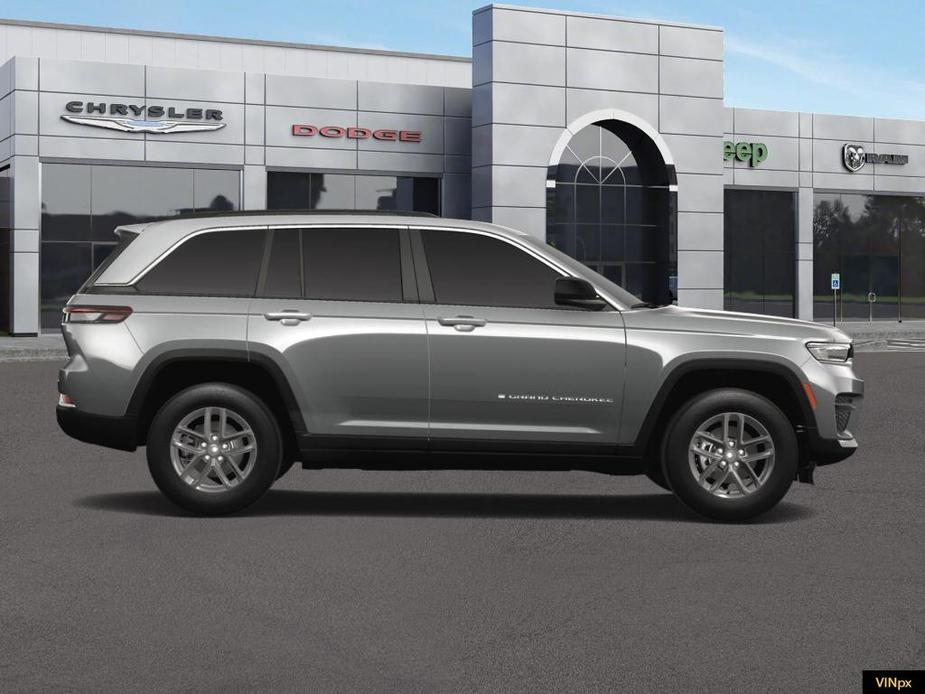 new 2024 Jeep Grand Cherokee car, priced at $43,629