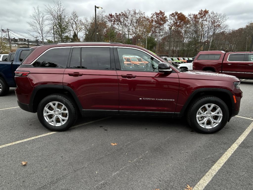 used 2023 Jeep Grand Cherokee car, priced at $38,995