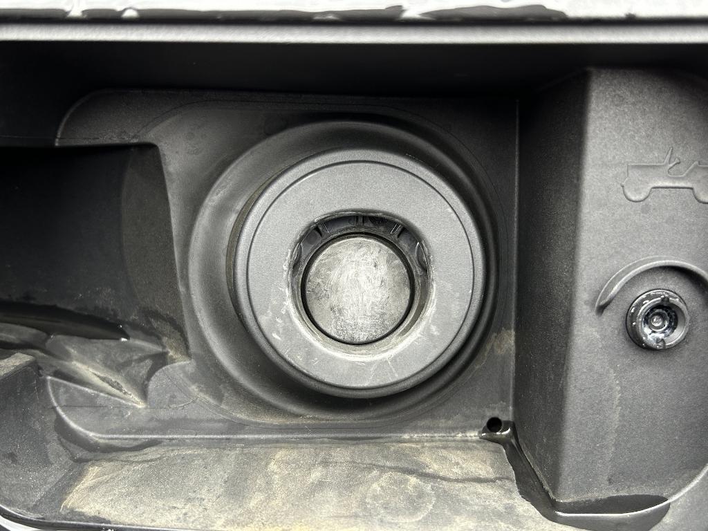 used 2023 Jeep Grand Cherokee car, priced at $38,995