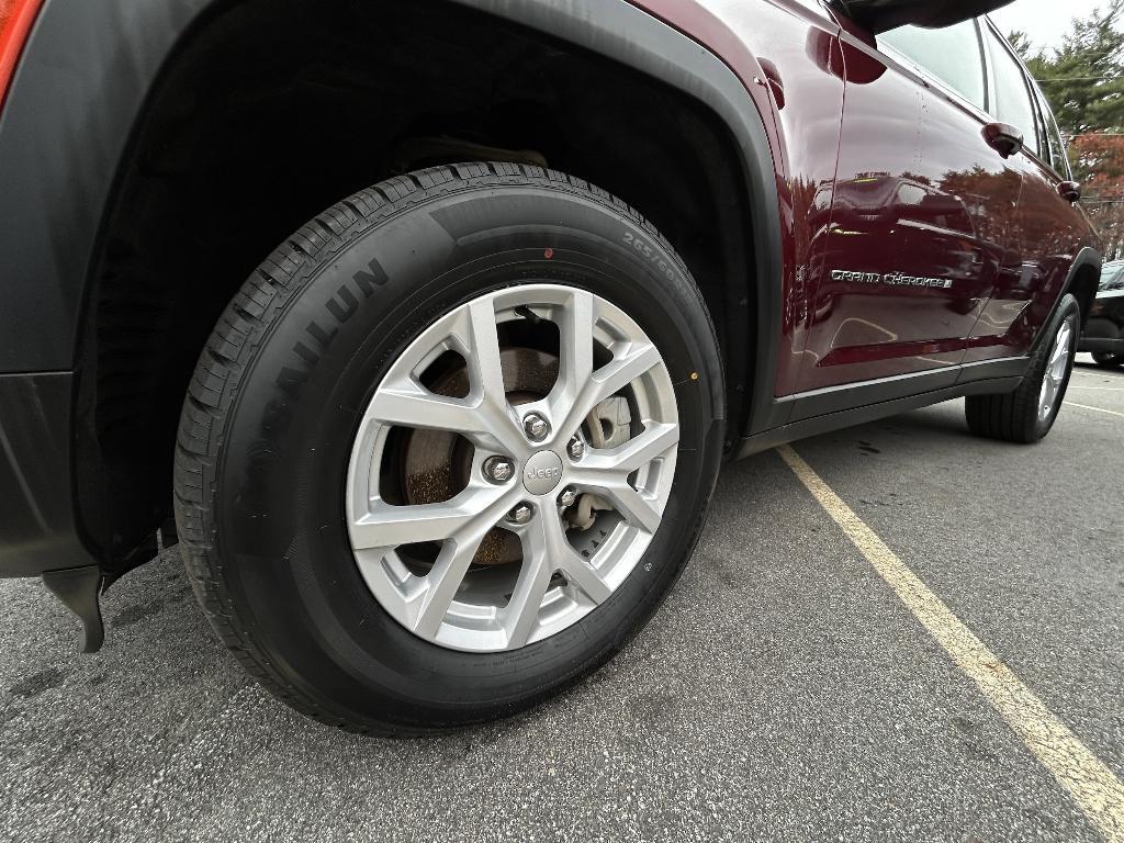 used 2023 Jeep Grand Cherokee car, priced at $38,995