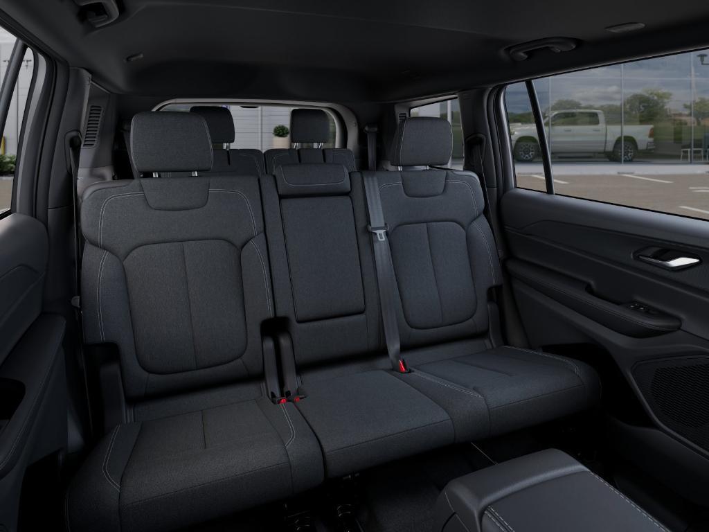 new 2025 Jeep Grand Cherokee L car, priced at $39,074