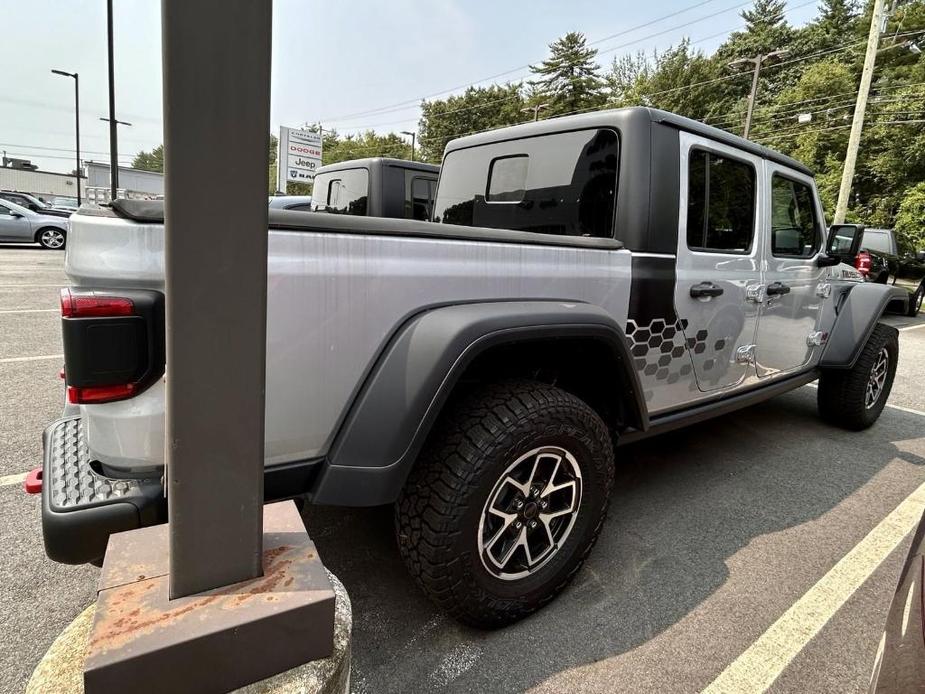 new 2024 Jeep Gladiator car, priced at $57,861