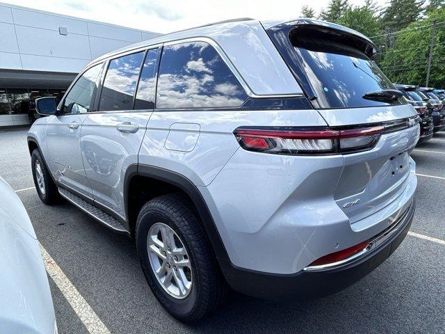 new 2024 Jeep Grand Cherokee car, priced at $42,953