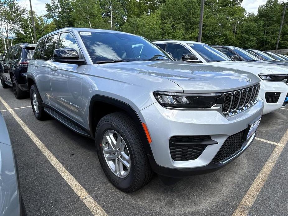 new 2024 Jeep Grand Cherokee car, priced at $39,953