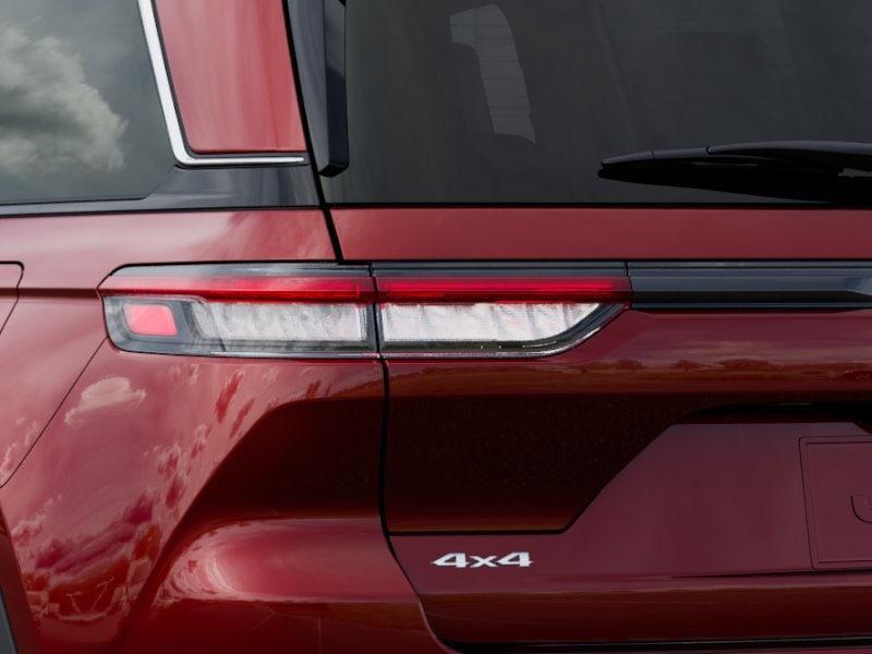 new 2025 Jeep Grand Cherokee car, priced at $38,530