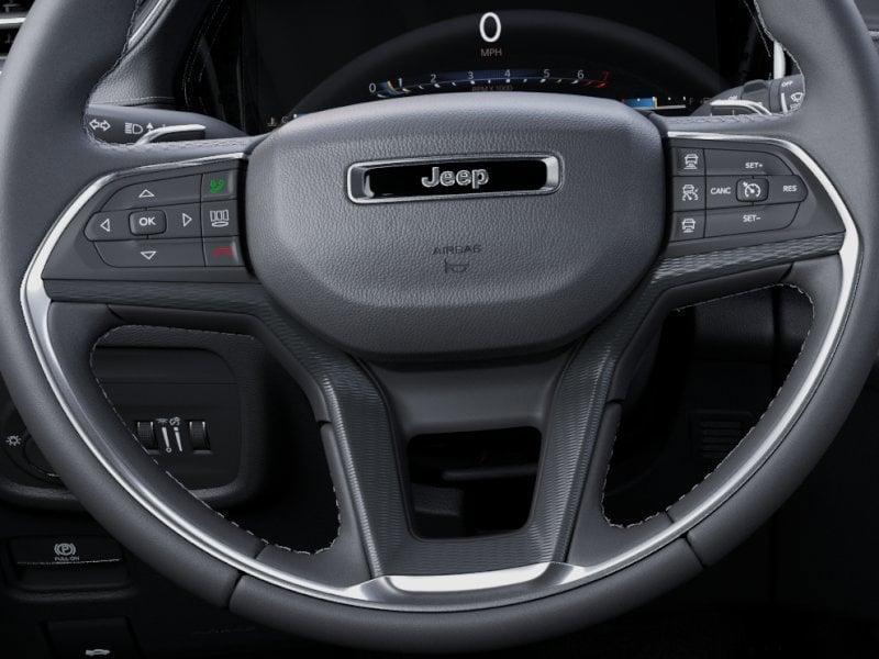 new 2025 Jeep Grand Cherokee car, priced at $38,530