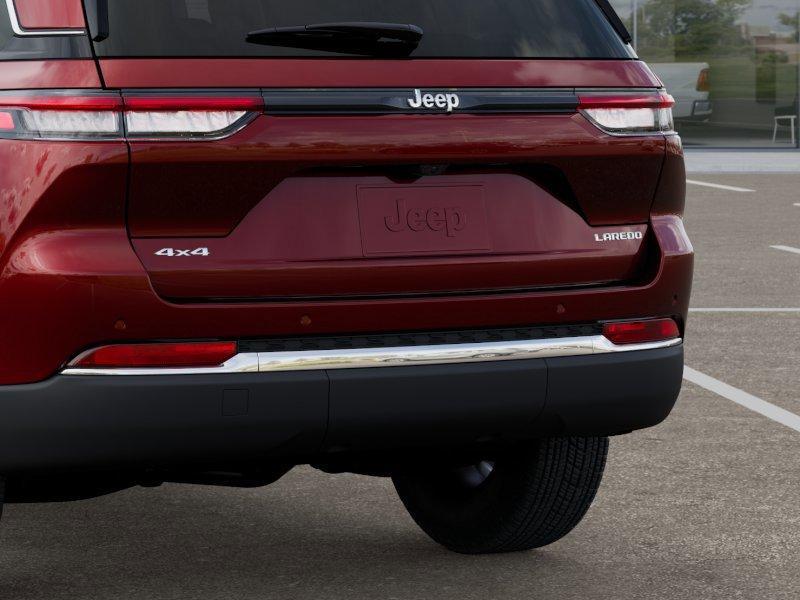 new 2025 Jeep Grand Cherokee car, priced at $38,530
