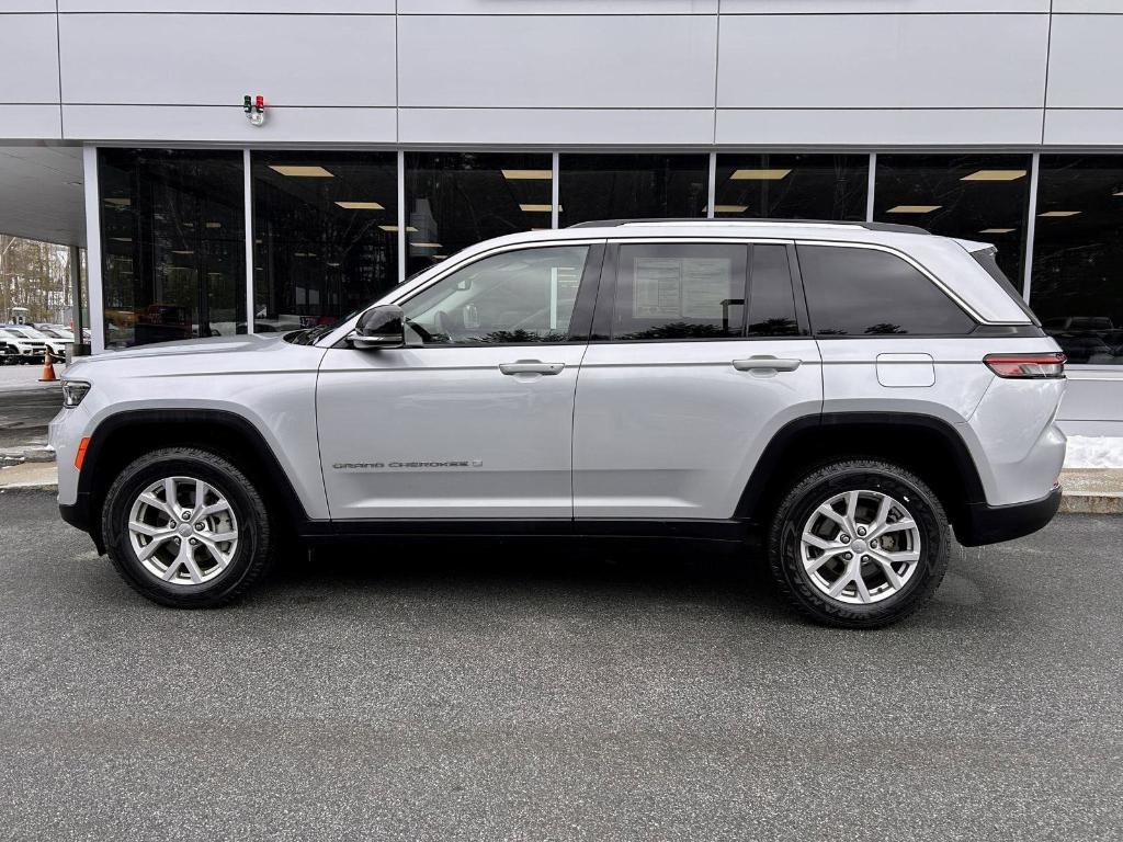 used 2022 Jeep Grand Cherokee car, priced at $36,627