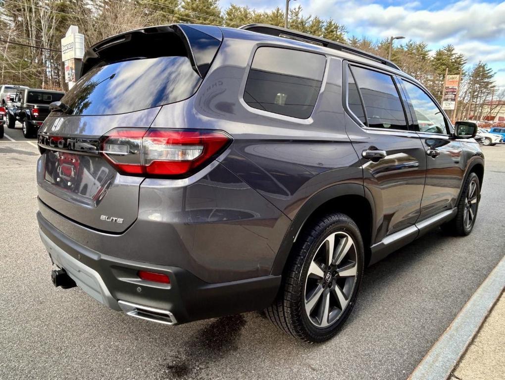 used 2023 Honda Pilot car, priced at $47,952