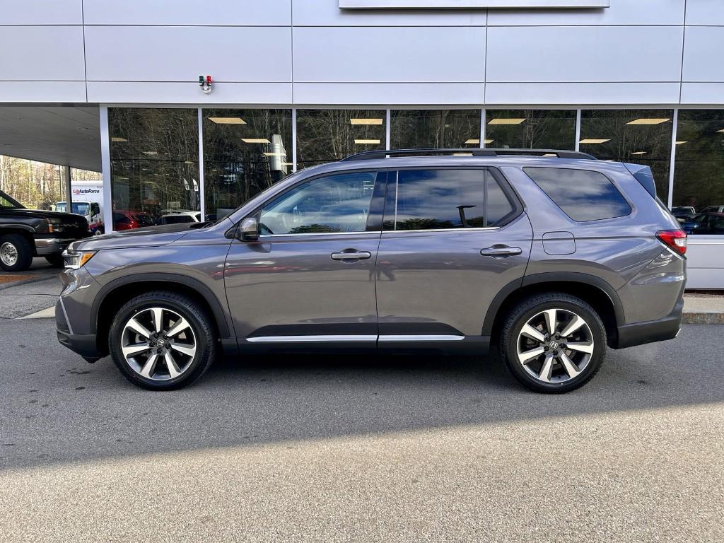 used 2023 Honda Pilot car, priced at $46,952