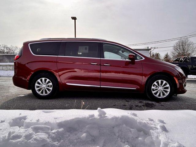 used 2019 Chrysler Pacifica car, priced at $15,385