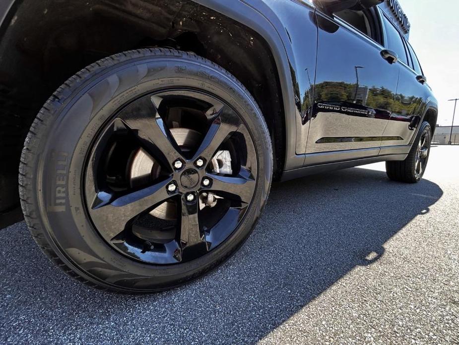 used 2023 Jeep Grand Cherokee car, priced at $49,979