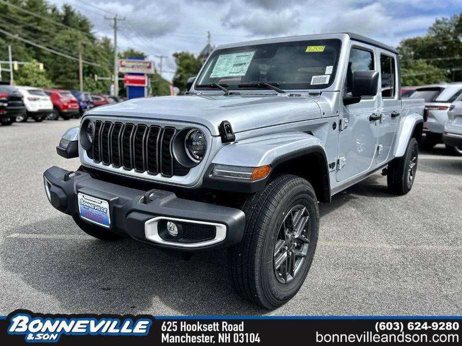 new 2024 Jeep Gladiator car, priced at $44,998