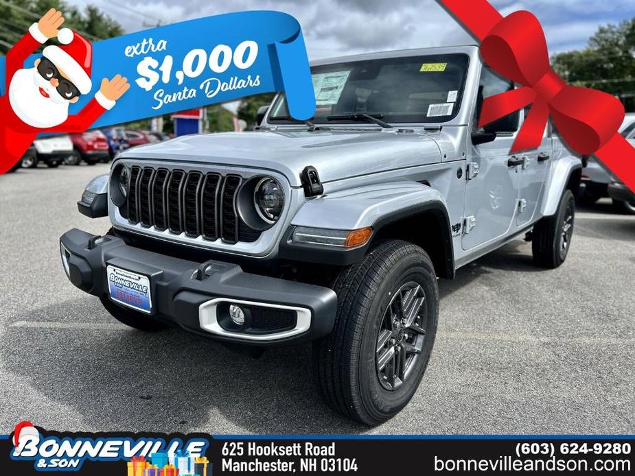 new 2024 Jeep Gladiator car, priced at $43,998