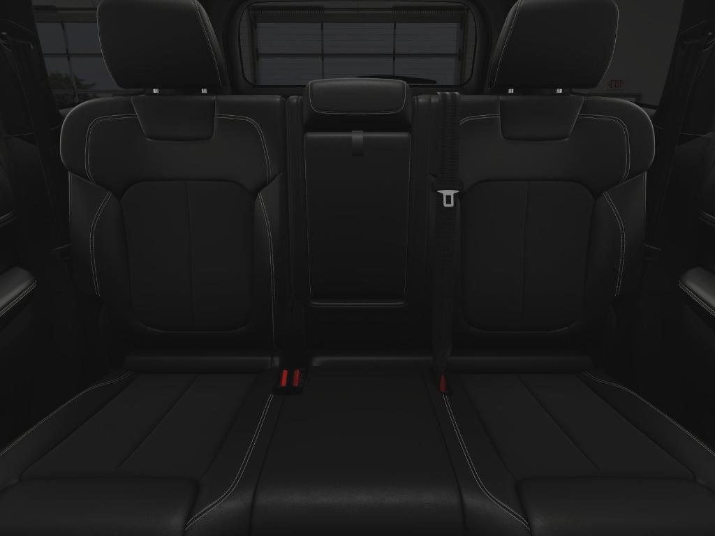 new 2025 Jeep Grand Cherokee car, priced at $43,395