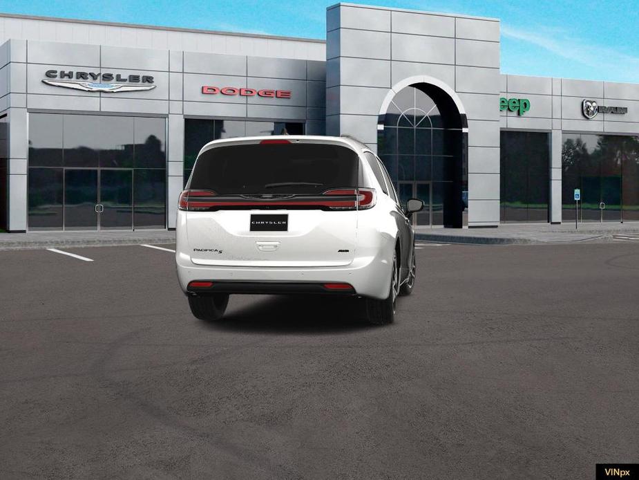 new 2024 Chrysler Pacifica car, priced at $46,933