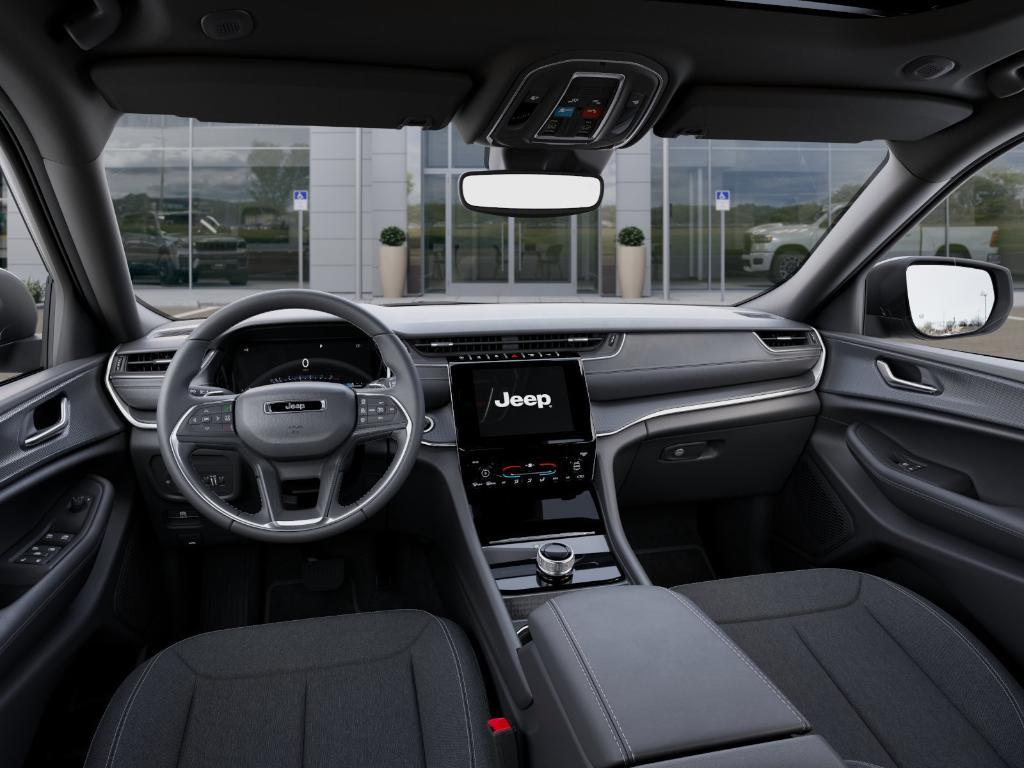 new 2025 Jeep Grand Cherokee car, priced at $37,039