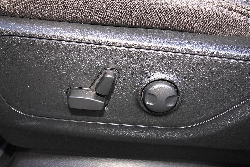 used 2025 Ram 1500 car, priced at $47,953