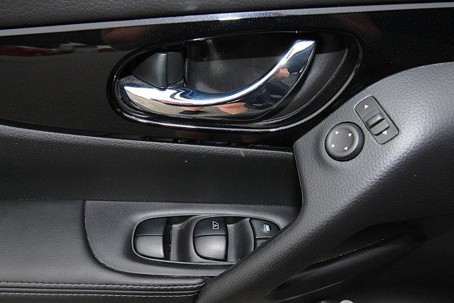 used 2020 Nissan Rogue Sport car, priced at $24,435