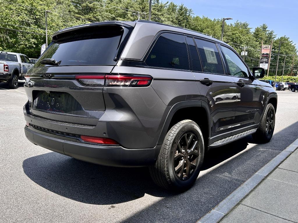used 2024 Jeep Grand Cherokee car, priced at $43,942