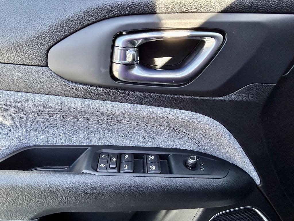 used 2022 Jeep Compass car, priced at $28,493