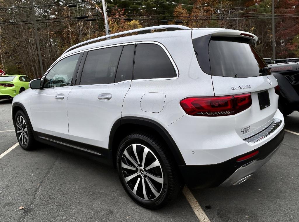 used 2022 Mercedes-Benz GLB 250 car, priced at $32,943
