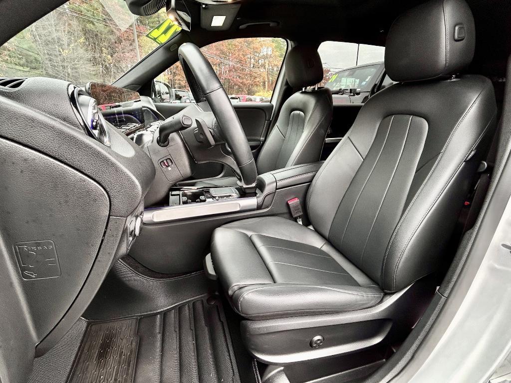 used 2022 Mercedes-Benz GLB 250 car, priced at $32,943