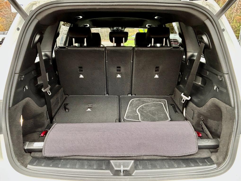 used 2022 Mercedes-Benz GLB 250 car, priced at $32,943