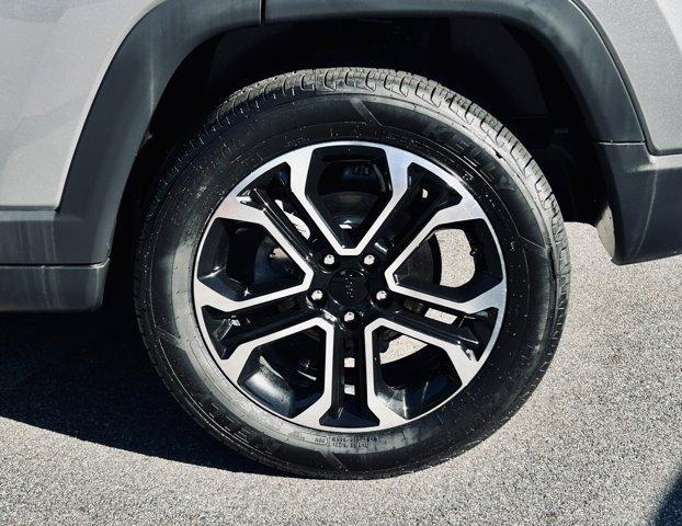 used 2022 Jeep Compass car, priced at $28,556