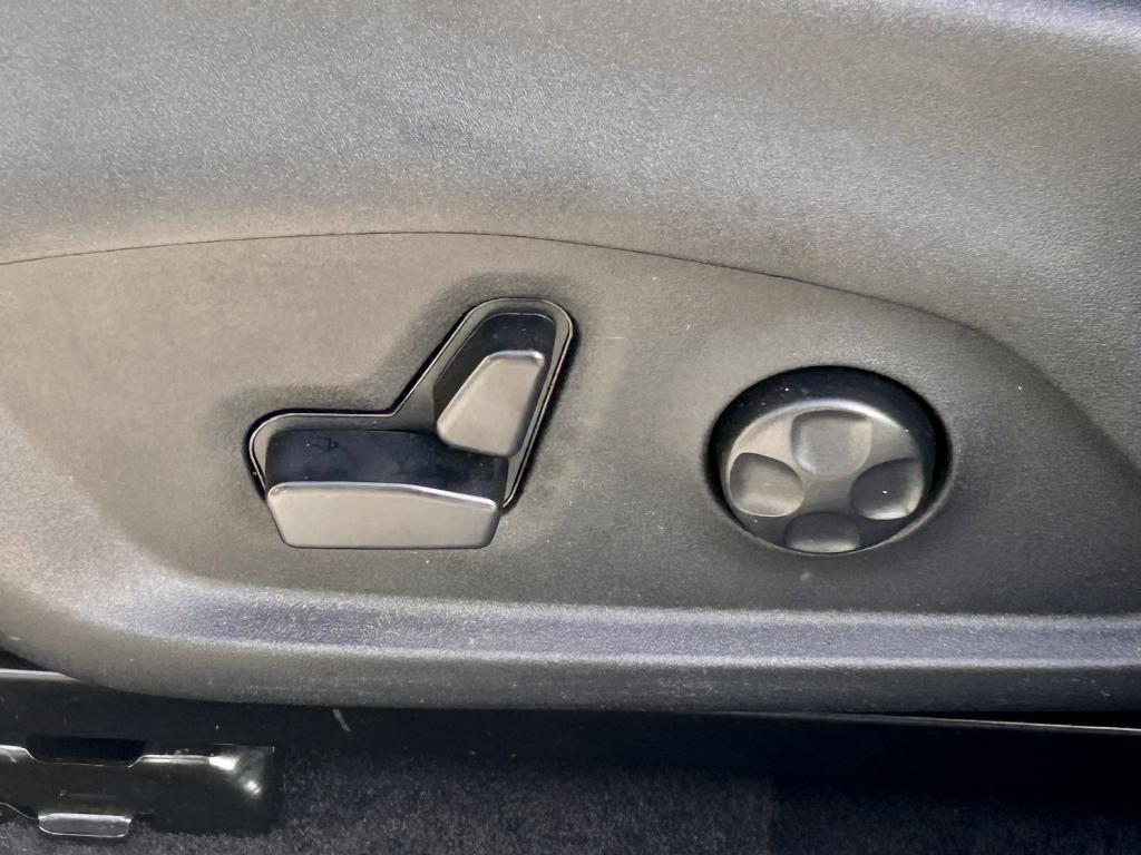 used 2020 Jeep Compass car, priced at $27,449