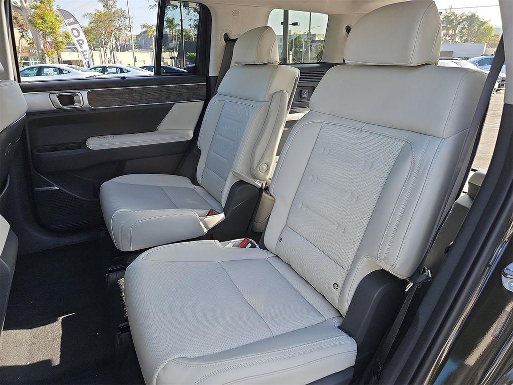 new 2025 Hyundai SANTA FE HEV car, priced at $51,979
