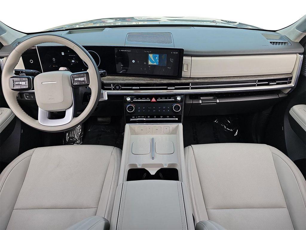 used 2025 Hyundai Santa Fe car, priced at $38,998