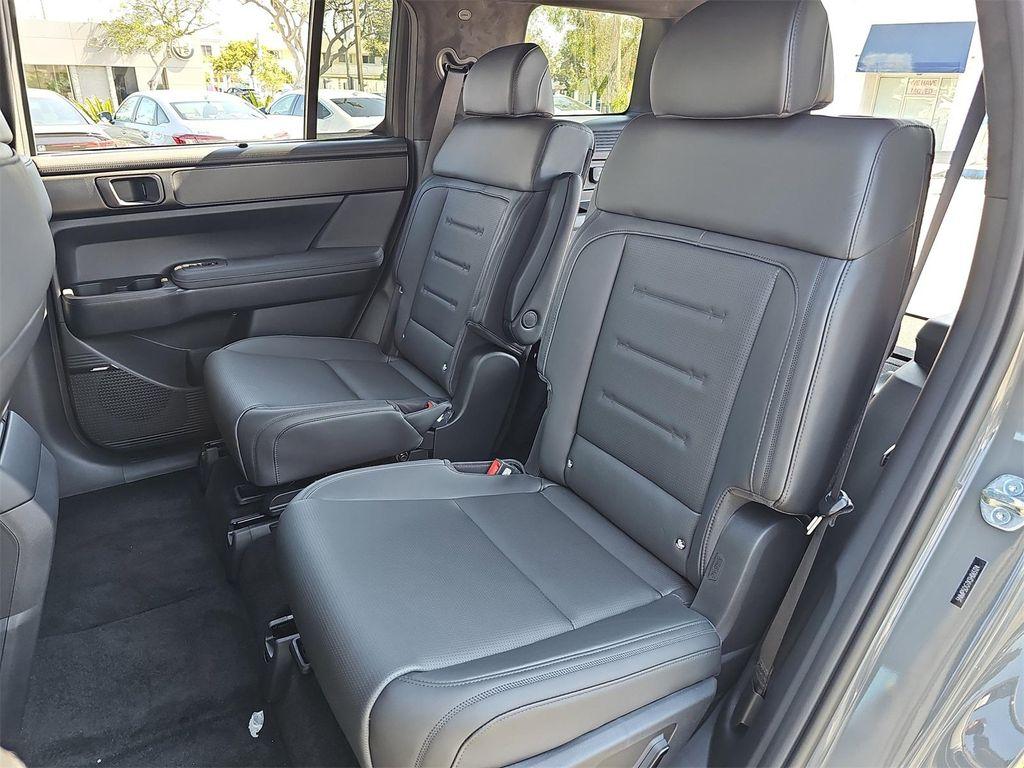 new 2025 Hyundai SANTA FE HEV car, priced at $51,995