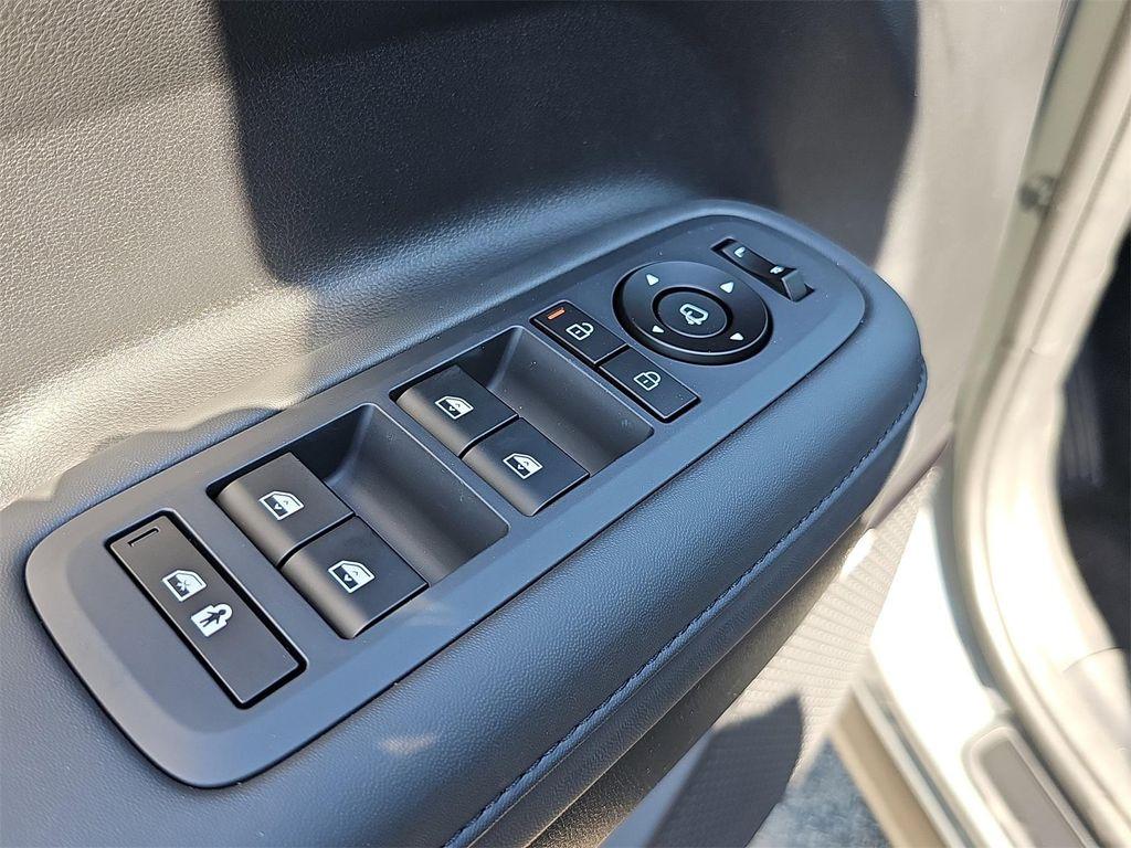 new 2025 Hyundai SANTA FE HEV car, priced at $51,995