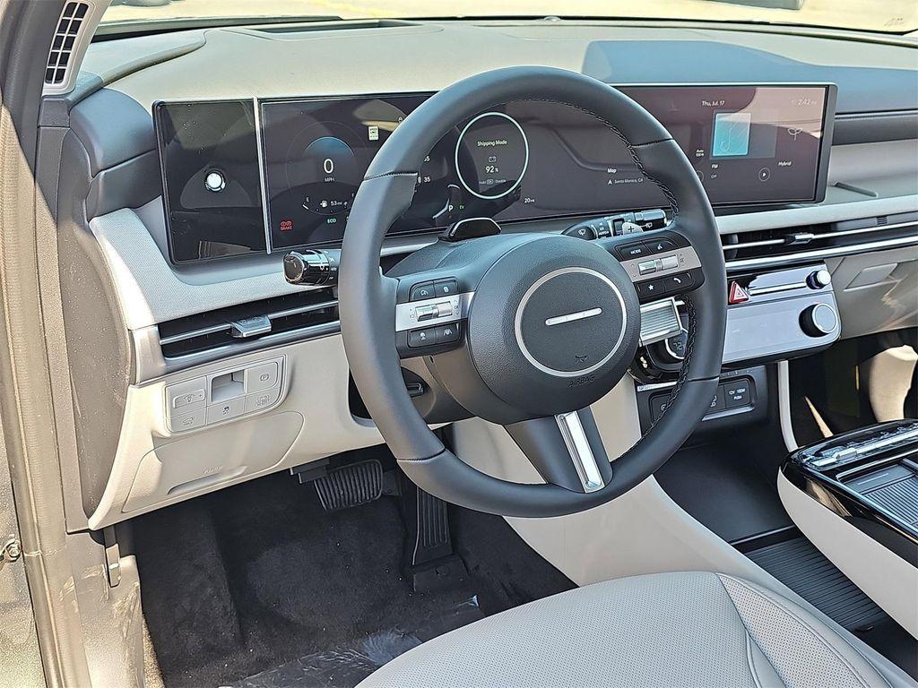new 2025 Hyundai TUCSON Hybrid car, priced at $43,685