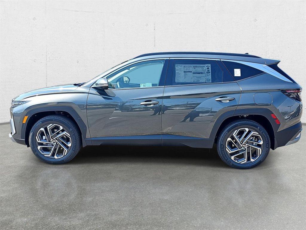 new 2025 Hyundai TUCSON Hybrid car, priced at $43,685