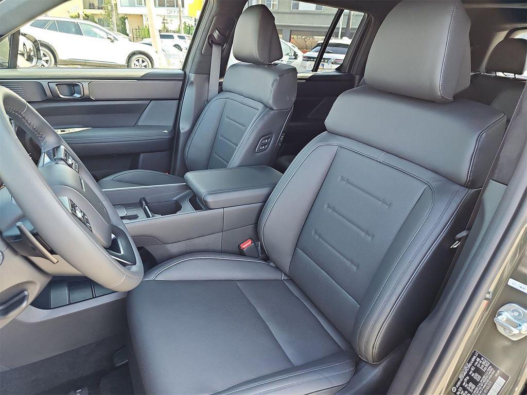 new 2025 Hyundai SANTA FE HEV car, priced at $52,135