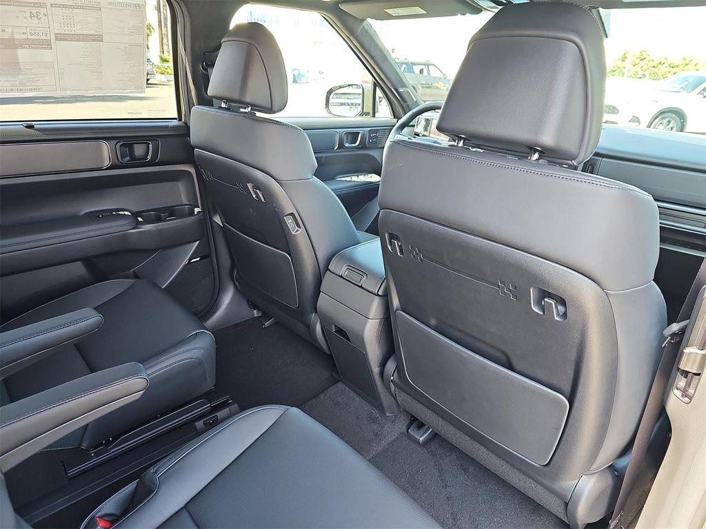 new 2025 Hyundai SANTA FE HEV car, priced at $52,135