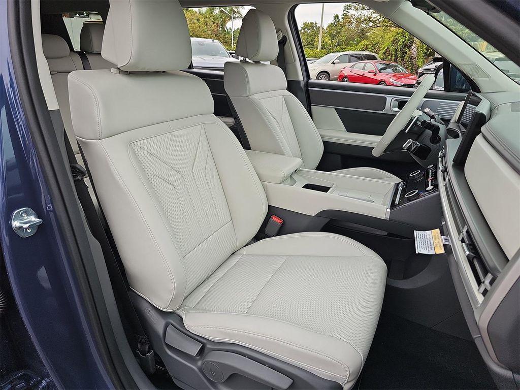 new 2025 Hyundai Santa Fe car, priced at $40,134