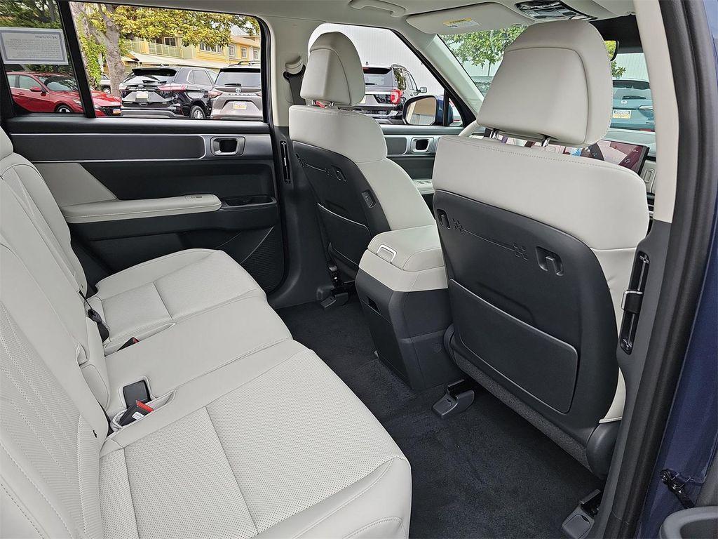 new 2025 Hyundai Santa Fe car, priced at $40,134