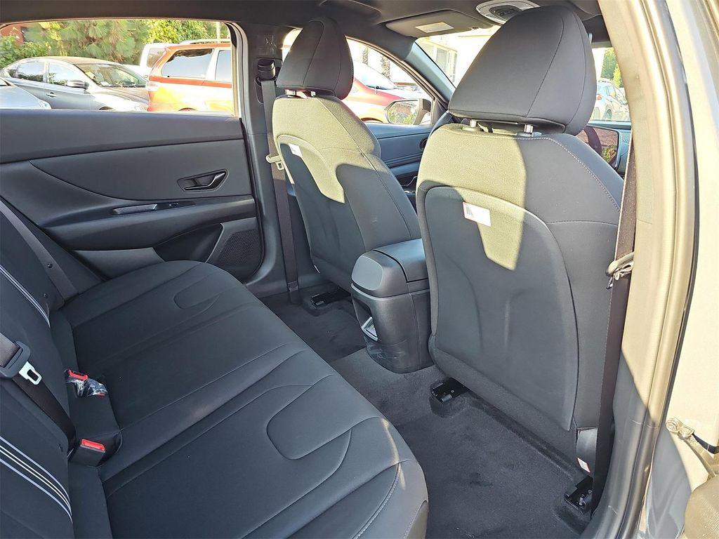 new 2025 Hyundai ELANTRA HEV car, priced at $29,200