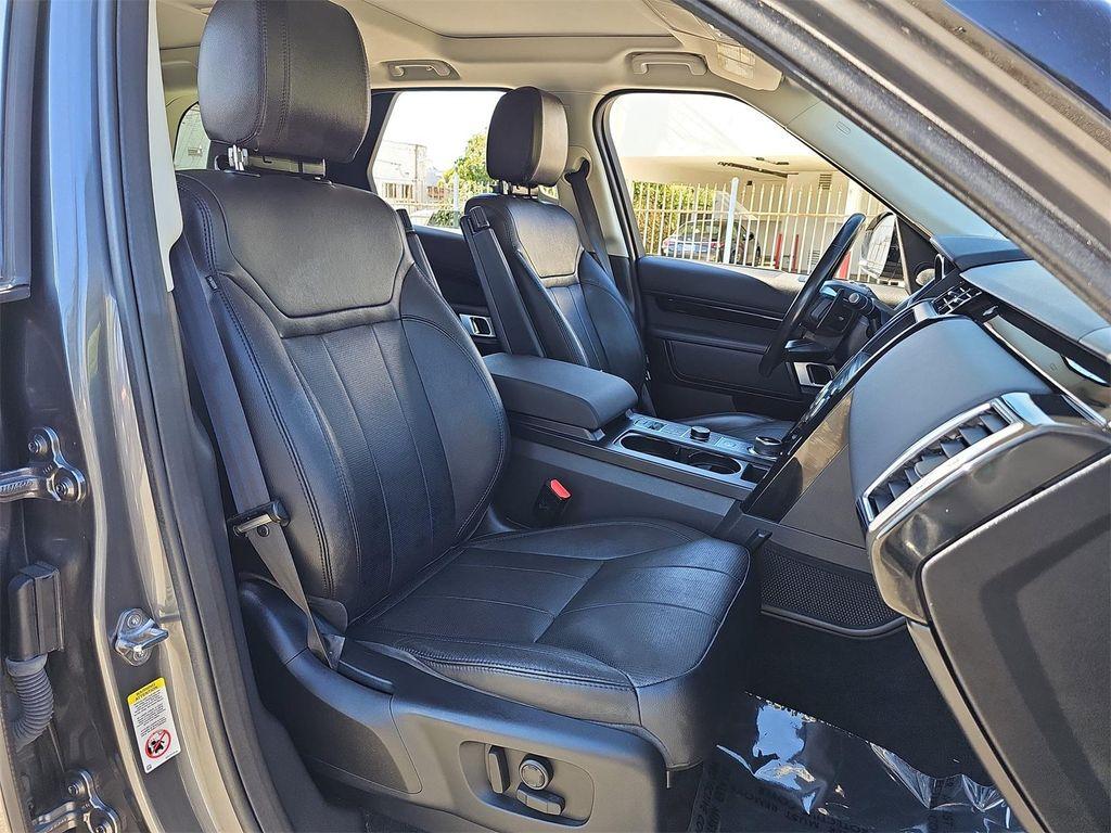 used 2018 Land Rover Discovery car, priced at $16,998