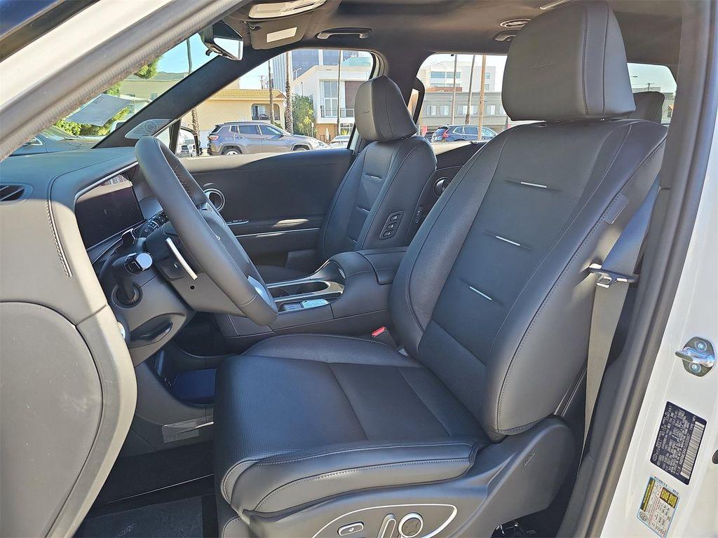 new 2026 Hyundai Palisade Hybrid car, priced at $61,335