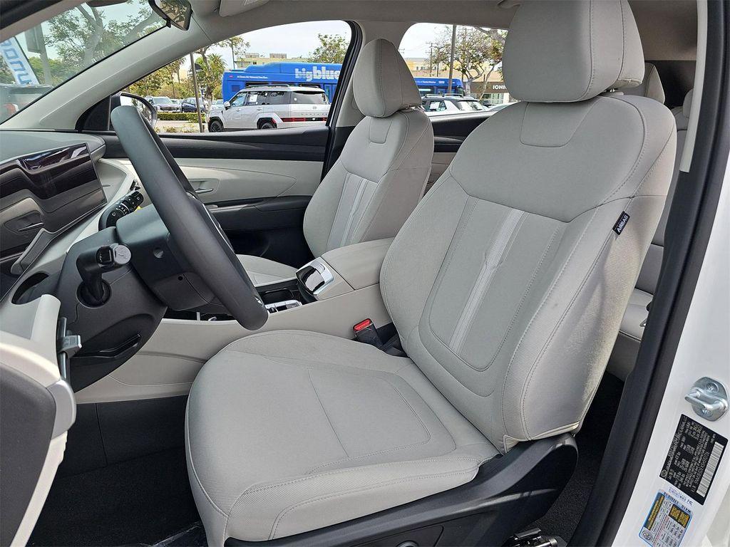 new 2025 Hyundai Tucson car, priced at $33,865