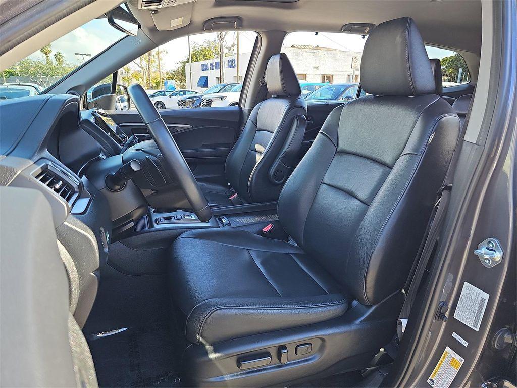 used 2022 Honda Pilot car, priced at $26,610