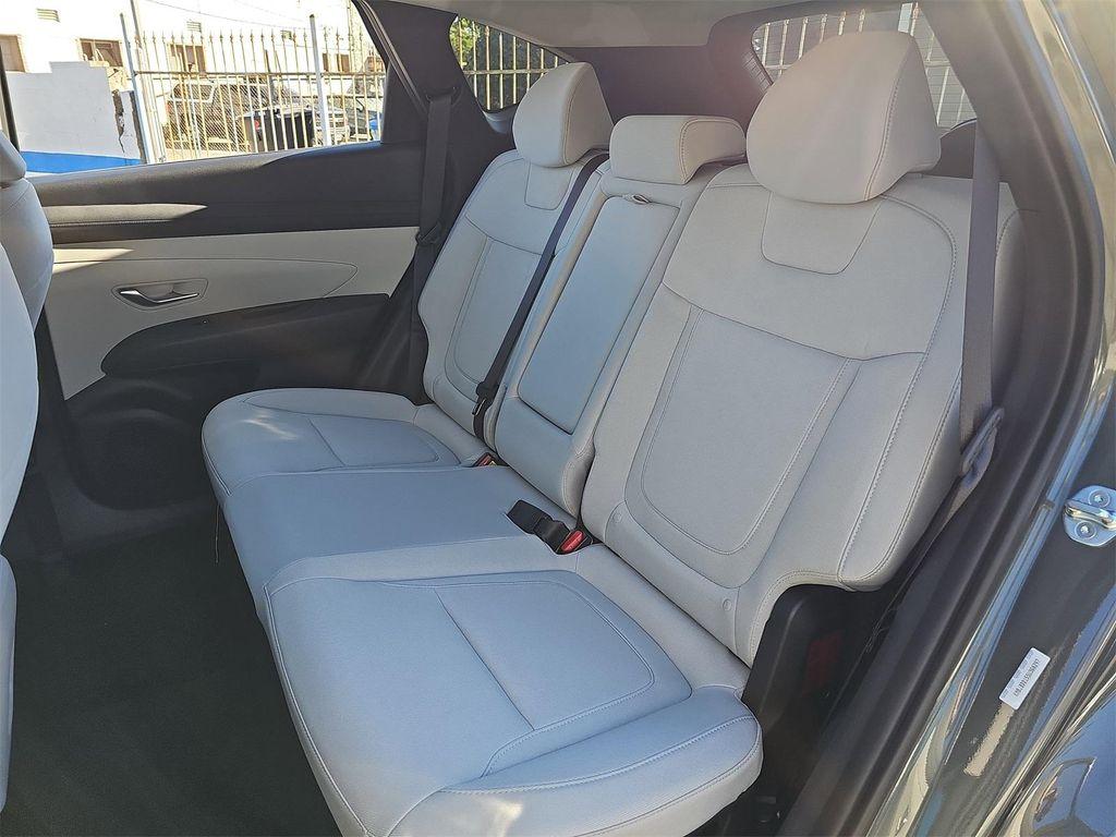 new 2025 Hyundai TUCSON Hybrid car, priced at $35,920
