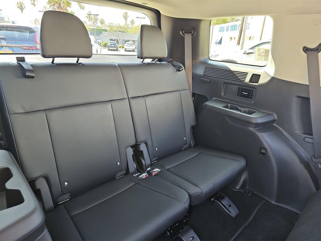 new 2025 Hyundai Santa Fe car, priced at $40,159